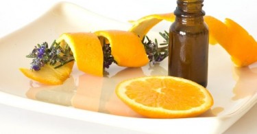 Doğal Ev Yapımı Masaj Yağı Tarifi